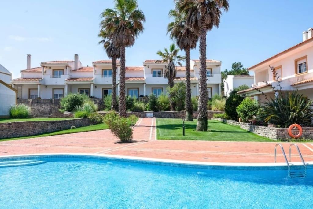 Pool-Golf-Ocean Resort Home In Praia Del Rey Amoreira  Экстерьер фото
